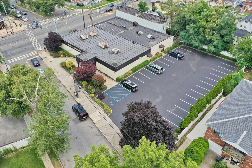 More Photos Of 1529 Hempstead Tpke, Elmont General Retail For Sale