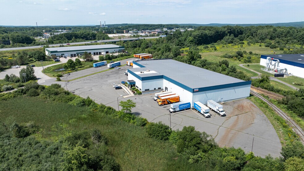 More Photos Of 75 Pine Tree Industrial Pky, Portland Distribution For Sale