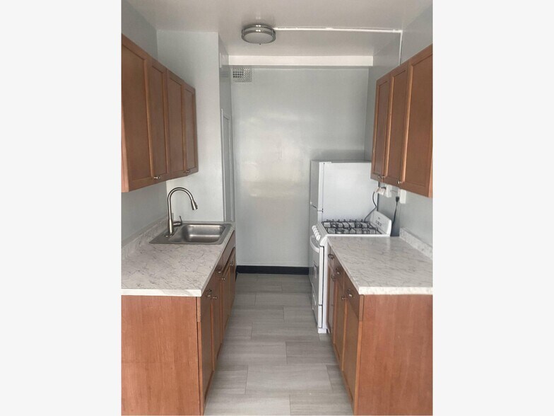 More Photos Of 600 James St, Syracuse Apartments For Sale