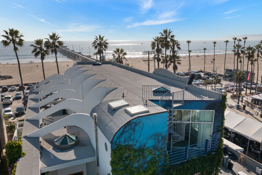 More Photos Of 3111 Ocean Front Walk, Marina Del Rey Apartments For Sale