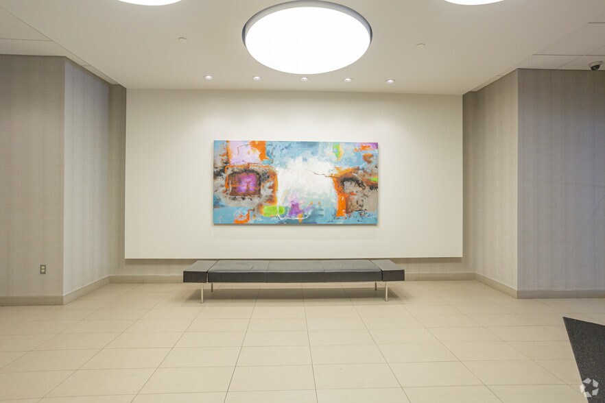 More Photos Of 255 17 Ave SW, Calgary Loft Creative Space For Lease