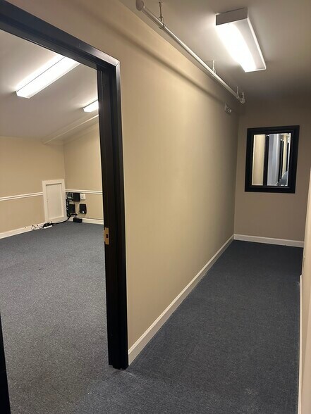 More Photos Of 1500 Garner Rd, Raleigh Office Residential For Lease