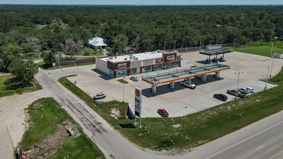 More Photos Of 5701 Raymond Stotzer Pky, College Station General Retail For Sale