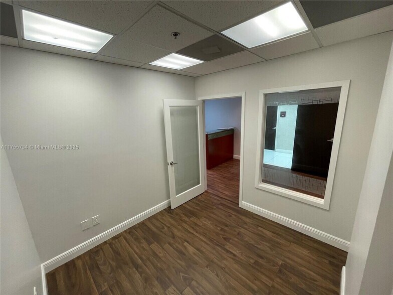 More Photos Of 12550 Biscayne Blvd, North Miami Medical For Sale