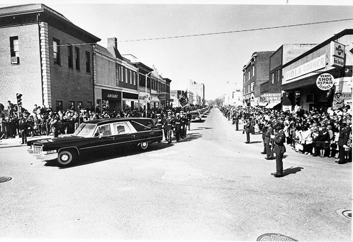 More Photos Of 115 NW 3rd St, Abilene Office Residential For Sale