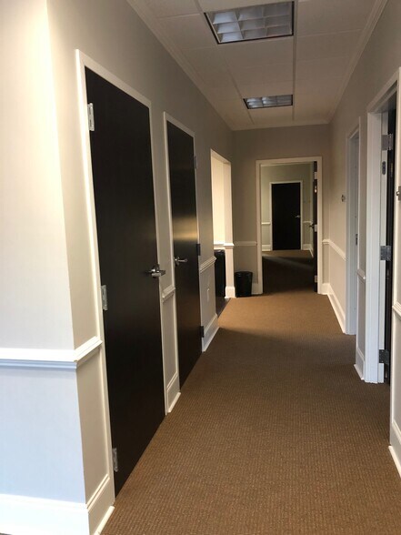 More Photos Of 221 Shaw St, Clemson Office For Lease