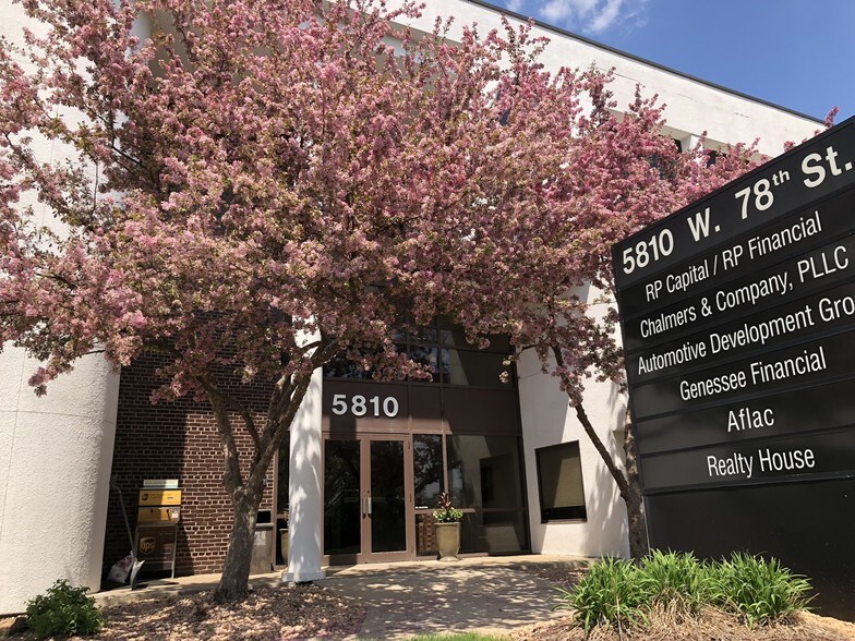 Primary Photo Of 5810 78th St W, Bloomington Office For Lease