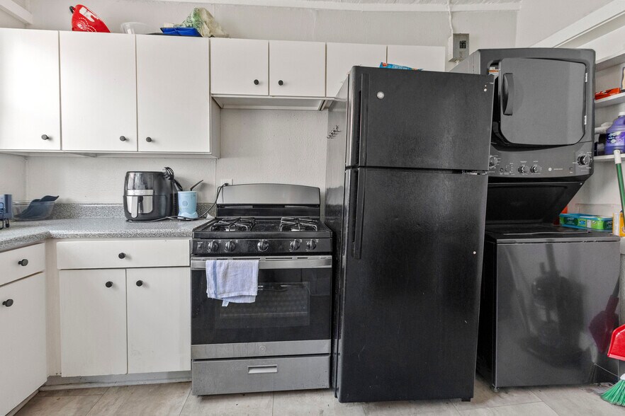 More Photos Of 94 Morris St, Charleston Apartments For Sale