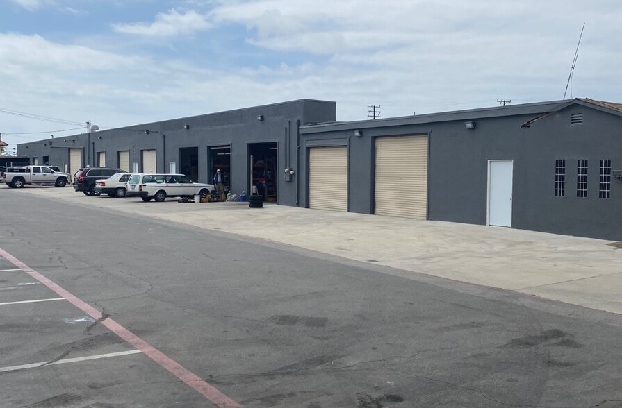 More Photos Of 2148 Newport Blvd, Costa Mesa Auto Repair For Lease