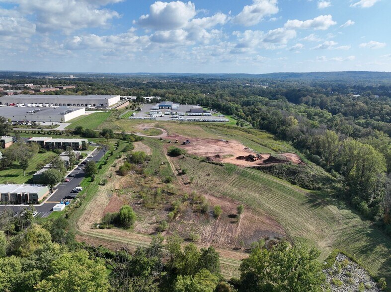 More Photos Of Prosperity Dr, Oaks Warehouse For Lease