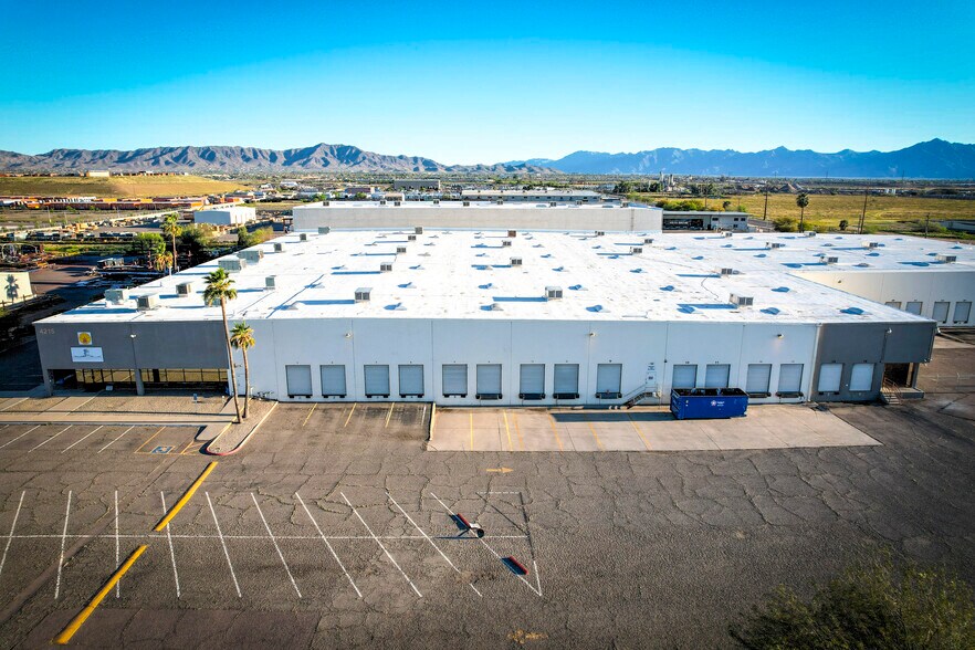 More Photos Of 4215 W Lower Buckeye Rd, Phoenix Warehouse For Lease