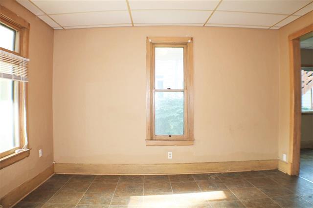 More Photos Of 401 S Lucas St, Iowa City Apartments For Sale