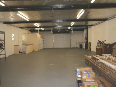 More Photos Of 34 Baxter Ave, Stamford Warehouse For Sale