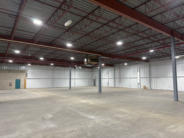 More Photos Of 11 Akerley Blvd, Halifax Light Distribution For Lease