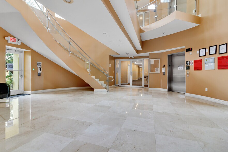 More Photos Of 12595 SW 137th Ave, Miami Office Residential For Lease