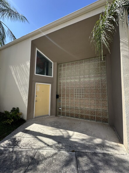 Primary Photo Of 3010-3021 SW 28th Ln, Miami Office For Lease
