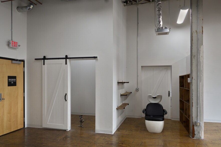 More Photos Of 755 Prior Ave N, Saint Paul Research And Development For Lease