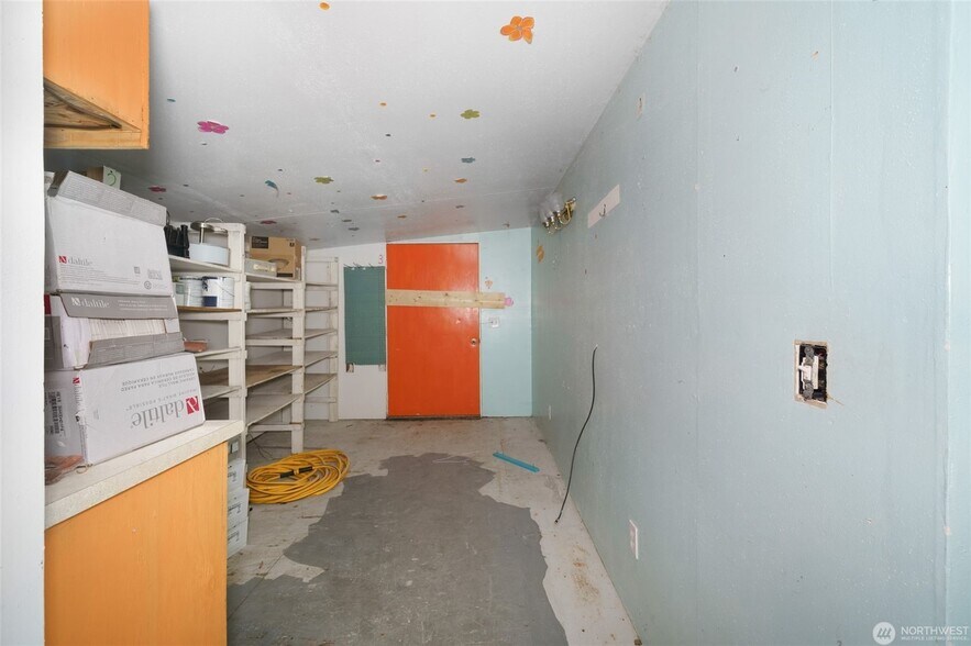 More Photos Of 4705 Pacific Way, Seaview Freestanding For Sale