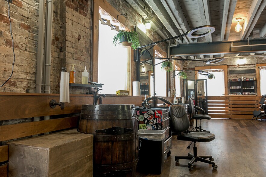 More Photos Of 1 Dana St, Portland Office For Lease
