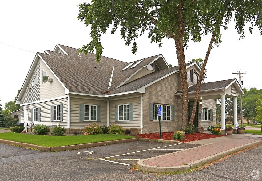 More Photos Of 12390 Sherburne Ave, Becker Office For Sale