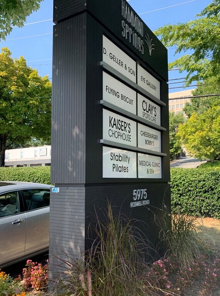 More Photos Of 5975 Roswell Rd NE, Sandy Springs Unknown For Lease