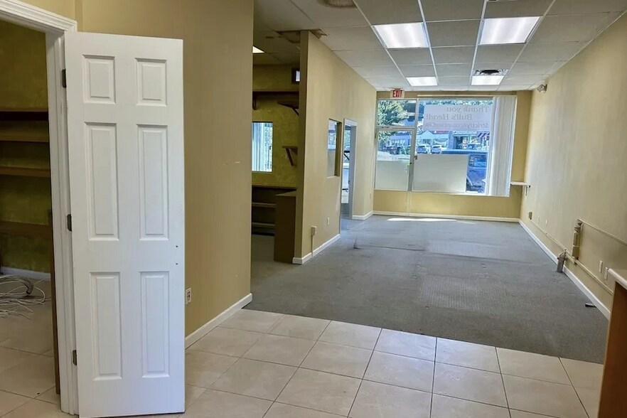 More Photos Of 3034 Summer St, Stamford Storefront For Lease