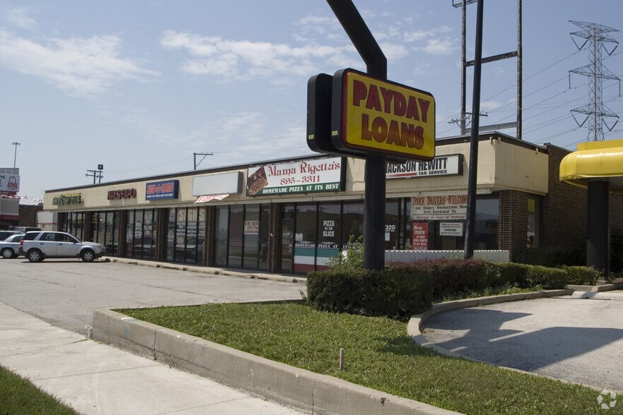 More Photos Of 17320-17340 Torrence Ave, Lansing General Retail For Lease