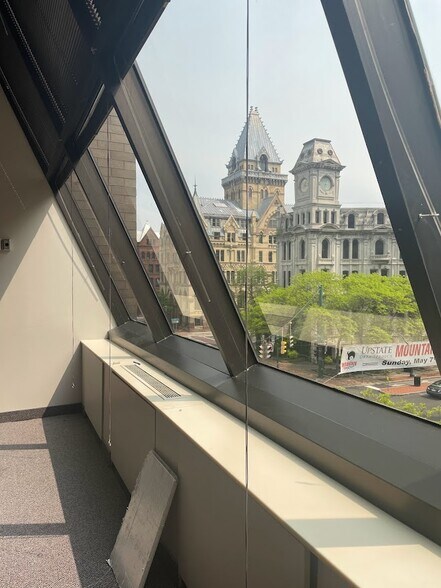 More Photos Of 100 S Salina St, Syracuse Office For Lease