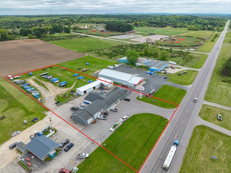 More Photos Of 4150 State Highway 13, Wisconsin Dells Freestanding For Sale