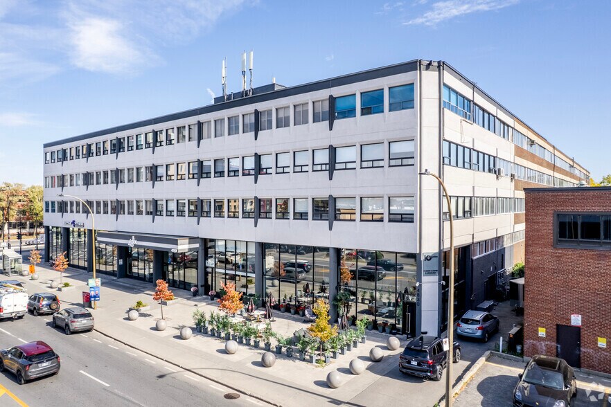 Primary Photo Of 4810 St Jean-Talon O, Montréal Flex For Sale