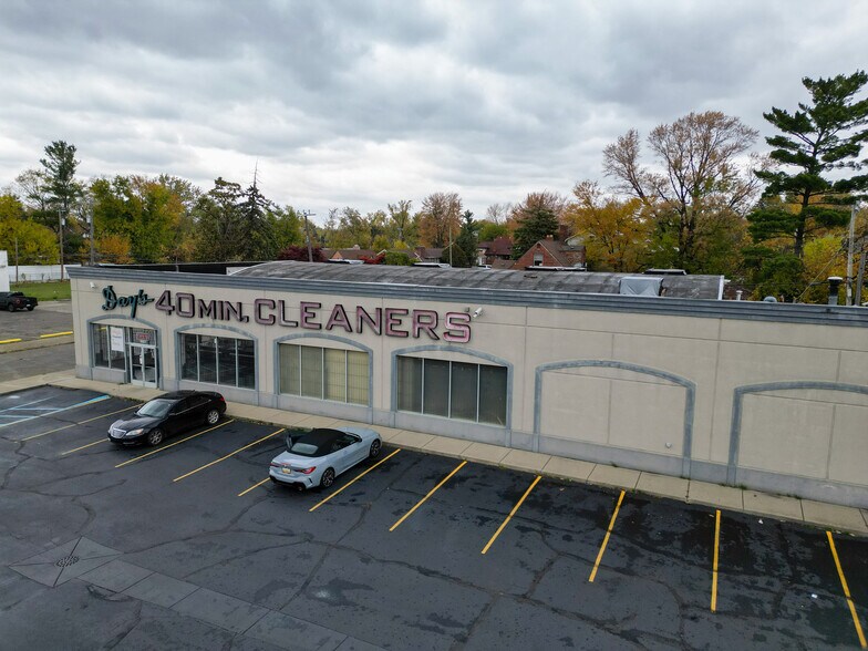 More Photos Of 16700-16748 Grand River Ave, Detroit Unknown For Lease