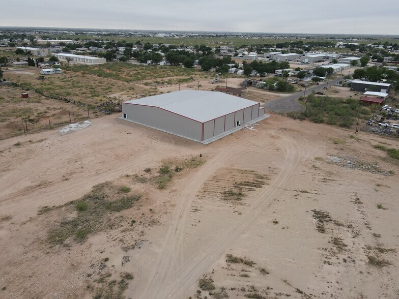 More Photos Of 6015 Andrews Hwy, Odessa Light Distribution For Sale