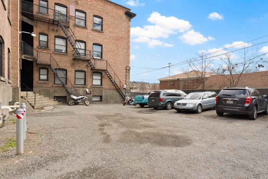 More Photos Of 1905 W 2nd Ave, Spokane Apartments For Sale