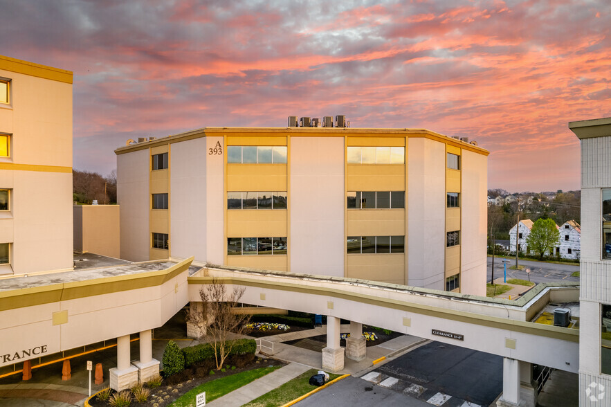 Primary Photo Of 393 Wallace Rd, Nashville Medical For Lease