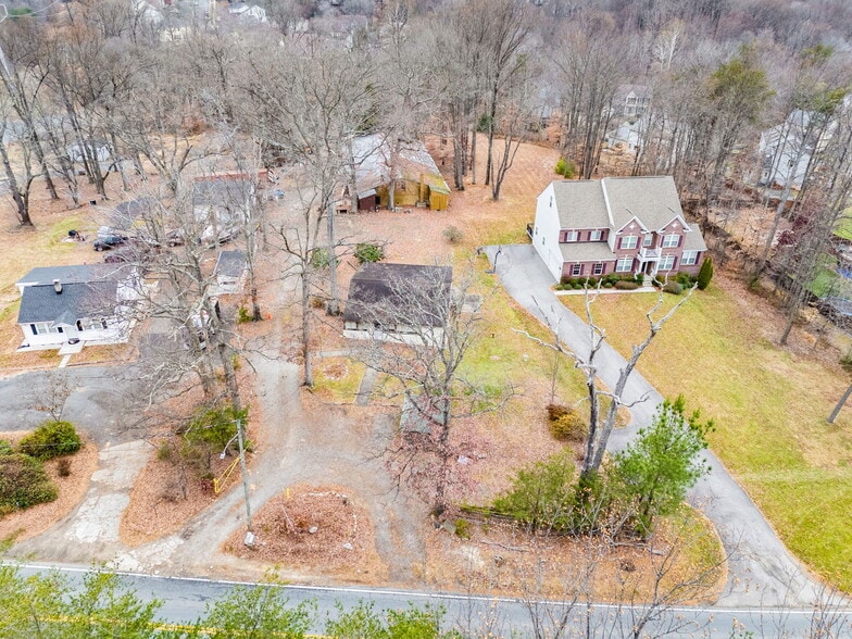 More Photos Of 8906 Hooes Rd, Lorton Specialty For Sale