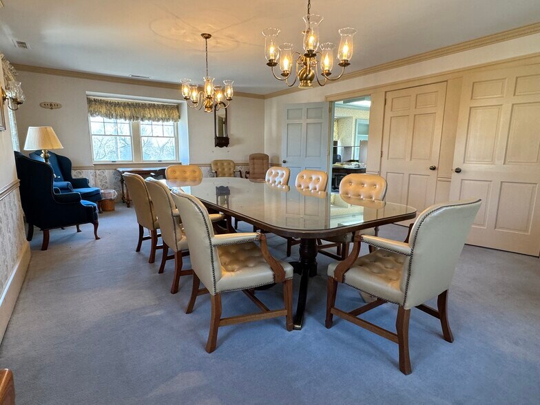 More Photos Of 169 Old Zion Rd, North East Office Residential For Sale