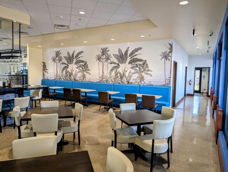 More Photos Of 5204 Colleyville Blvd, Colleyville Restaurant For Lease