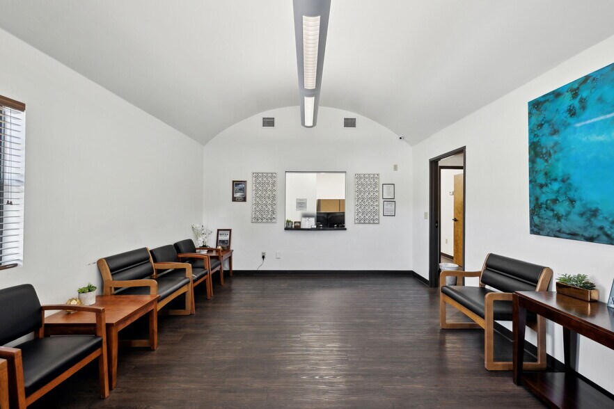 More Photos Of 2128 Babcock Rd, San Antonio Medical For Sale