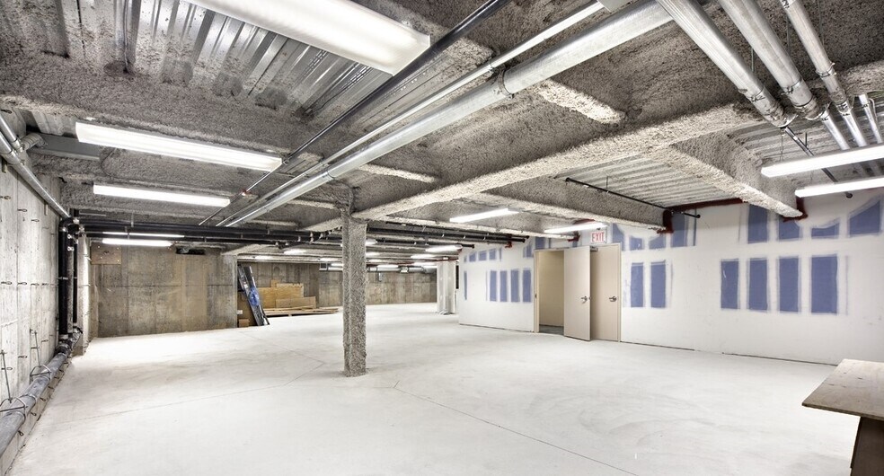 More Photos Of 3261-3267 Westchester Ave, Bronx Storefront Retail Office For Lease