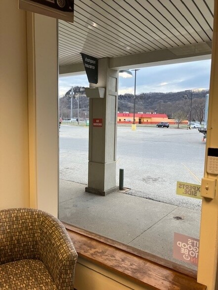 More Photos Of 1521-1611 Losey Blvd S, La Crosse Freestanding For Lease