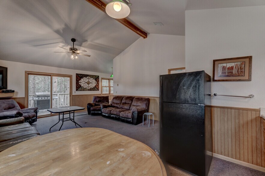 More Photos Of 1116 N 5th St, Custer Trailer Camper Park For Sale