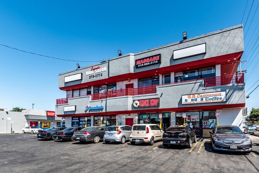 More Photos Of 6801-6817 Sepulveda Blvd, Van Nuys Storefront Retail Office For Lease