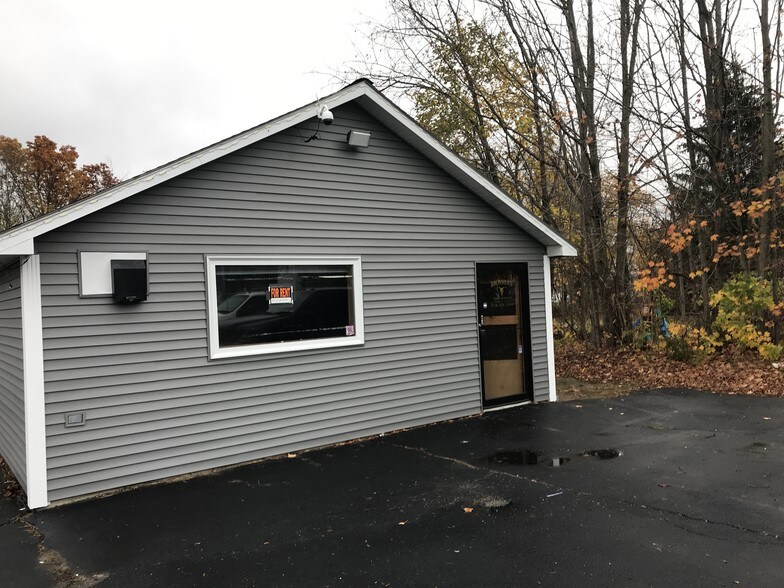 Primary Photo Of 181 E Main St, Orange Convenience Store For Lease