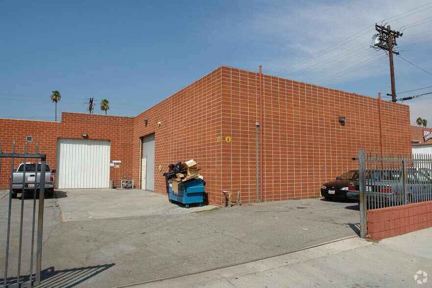 More Photos Of 325 W Cerritos Ave, Glendale Manufacturing For Lease