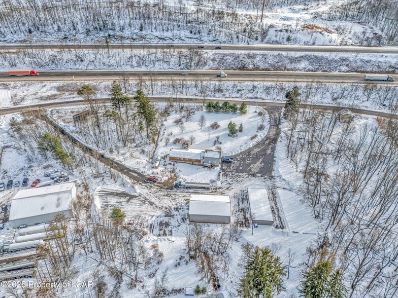 More Photos Of 7147 Blue Ridge Trl, Mountain Top Industrial For Lease