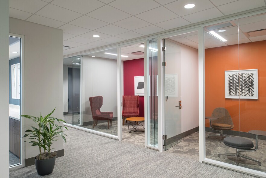 More Photos Of 401 E Jackson St, Tampa Office For Lease