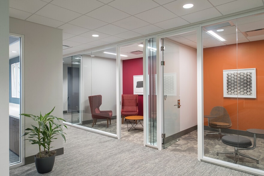 More Photos Of 401 E Jackson St, Tampa Office For Lease