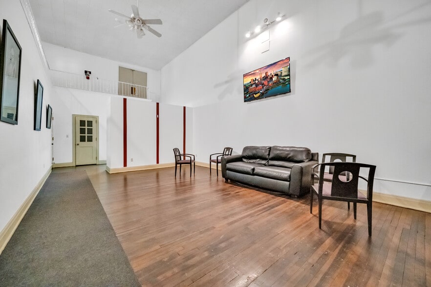 More Photos Of 803 N Wooster Rd, Barberton Religious Facility For Sale