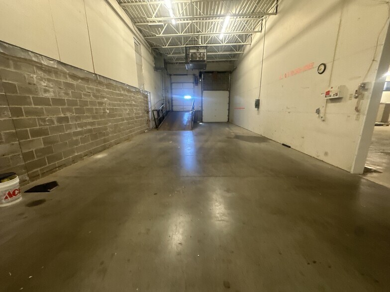 More Photos Of 1625 US Highway 61 N, Lancaster Warehouse For Sale