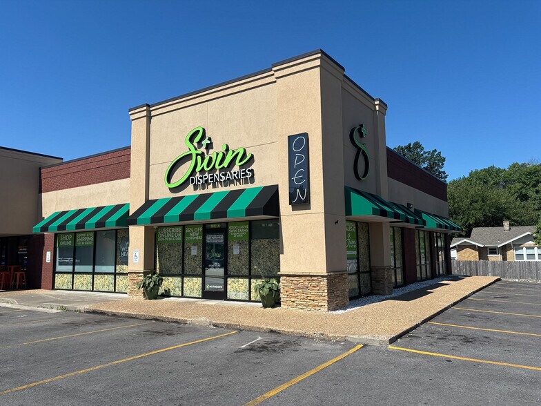 Primary Photo Of 1011 S Glenstone Ave, Springfield Freestanding For Lease